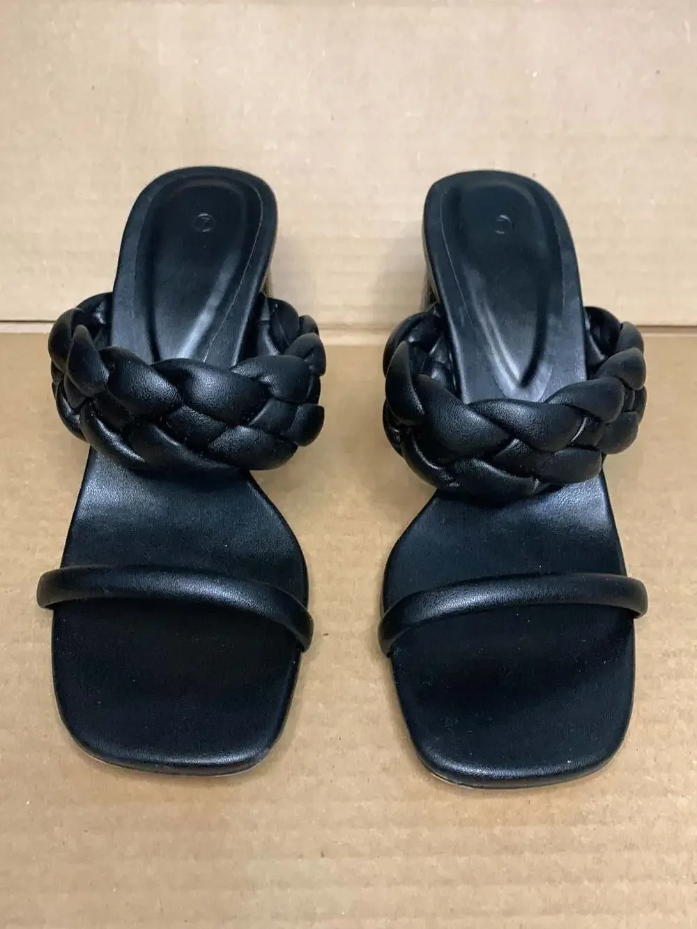Women's Black Square Open Toe Braided Strap Slide Sandals Size 7